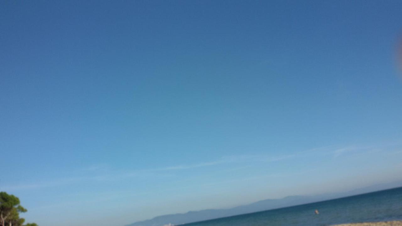 Appartamento Beahouse: casa con vista a Sassetta Esterno foto